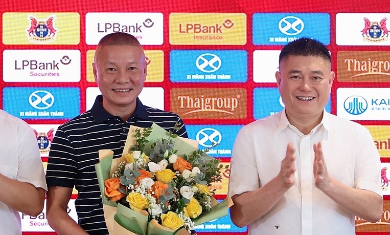 F8BET chính thức: CLB Ninh Bình bổ nhiệm HLV thứ tư giữa mùa giải 2025-2026 - hình ảnh - f8betv.vip F8BET chính thức: CLB Ninh Bình bổ nhiệm HLV thứ tư giữa mùa giải 2025-2026 - hình ảnh - f8betv.vip