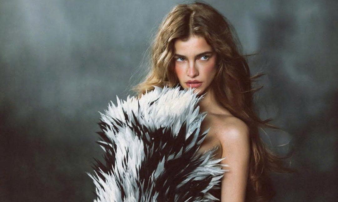 Thiên thần Victoria’s Secret Barbara Palvin diện đầm ảo ảnh của Đỗ Long - hình ảnh - f8betv.vip