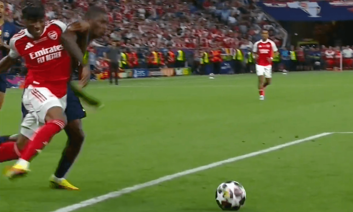 Casino trực tuyến Việt Nam và những tranh cãi nóng sau trận PSG thắng Arsenal ở chung kết Champions League - hình ảnh - f8betv.vip