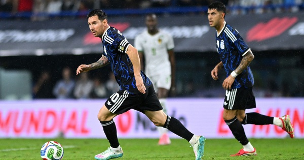 Messi thư giãn cùng con trước ngày hội quân đội tuyển Argentina - hình ảnh - f8betv.vip