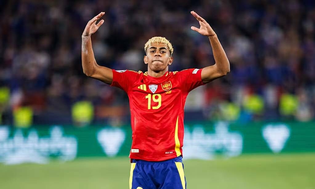 F8BET chính thức: Yamal khen ngợi lối chơi của Tây Ban Nha trước thềm World Cup 2026 - hình ảnh - f8betv.vip F8BET chính thức: Yamal khen ngợi lối chơi của Tây Ban Nha trước thềm World Cup 2026 - hình ảnh - f8betv.vip