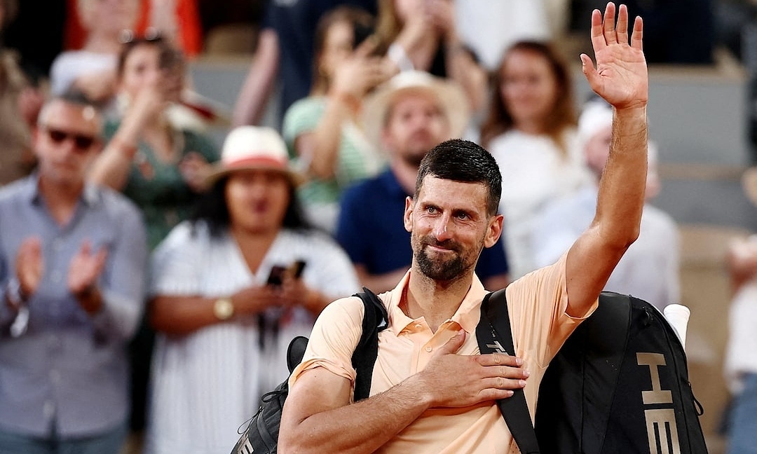 Djokovic thua sốc trước tay vợt 19 tuổi tại Roland Garros 2026 - hình ảnh - f8betv.vip Djokovic thua sốc trước tay vợt 19 tuổi tại Roland Garros 2026 - hình ảnh - f8betv.vip