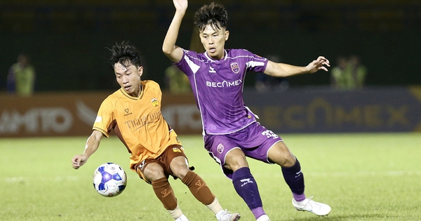 CLB Becamex TP.HCM chia tay V-League: Nỗi đau của người hâm mộ và cơ hội mới từ nhà cái uy tín - hình ảnh - f8betv.vip CLB Becamex TP.HCM chia tay V-League: Nỗi đau của người hâm mộ và cơ hội mới từ nhà cái uy tín - hình ảnh - f8betv.vip