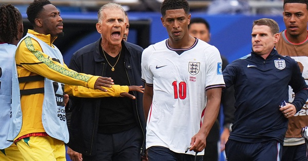 Ngôi sao đội tuyển Anh vi phạm luật mới của FIFA, lại lấy tay che miệng: Nguy cơ nhận án phạt nguội - hình ảnh - f8betv.vip