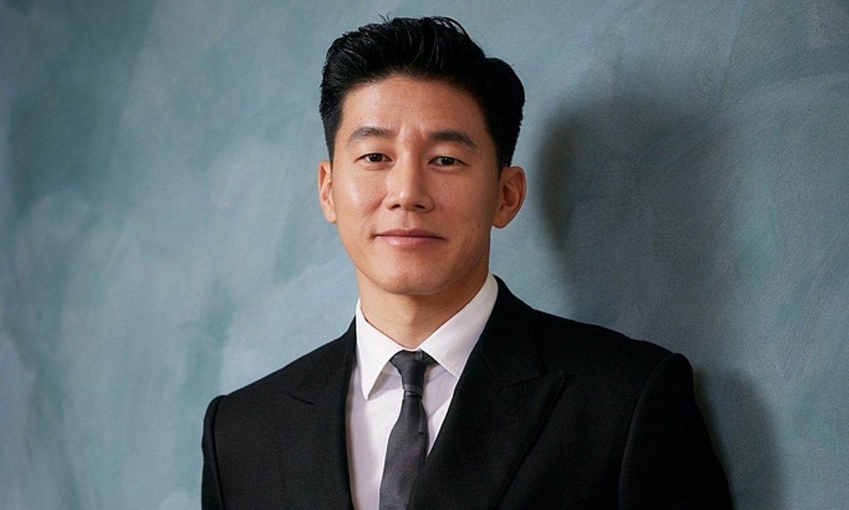 Tài tử Kim Mu Yeol vươn lên từ nghèo khó: góc nhìn mới cho người chơi Việt - hình ảnh - f8betv.vip