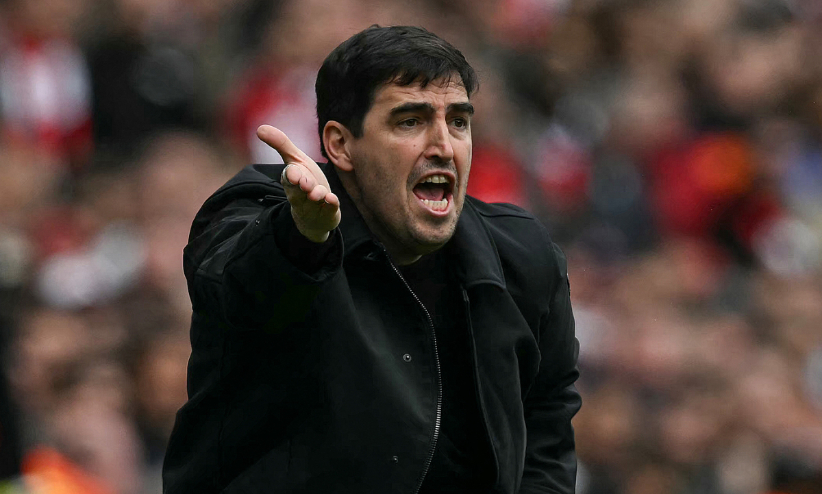 Liverpool Đạt Thỏa Thuận Bổ Nhiệm HLV Iraola: Dấu Ấn Mới Cho Sân Anfield - hình ảnh - f8betv.vip Liverpool Đạt Thỏa Thuận Bổ Nhiệm HLV Iraola: Dấu Ấn Mới Cho Sân Anfield - hình ảnh - f8betv.vip