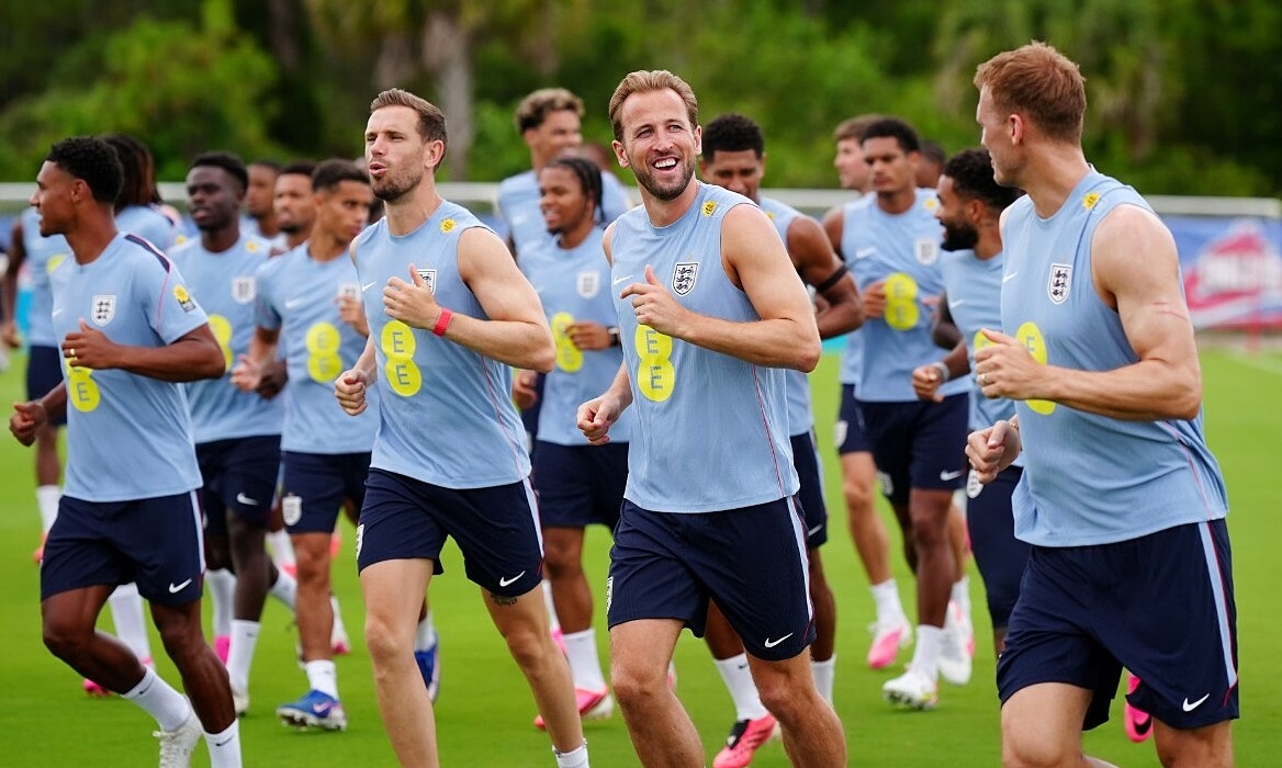 F8BET cược bóng đá: Terry cảnh báo đội hình Anh thiếu chiều sâu cho World Cup 2026 - hình ảnh - f8betv.vip