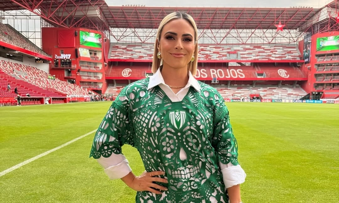 Áo World Cup lấy cảm hứng từ Lễ hội Người chết gây sốt cộng đồng cổ động viên - hình ảnh - f8betv.vip
