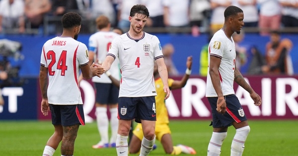 F8BET cược bóng đá: Declan Rice chấn thương, HLV Tuchel cho cầu thủ đi chơi golf giữa World Cup - hình ảnh - f8betv.vip F8BET cược bóng đá: Declan Rice chấn thương, HLV Tuchel cho cầu thủ đi chơi golf giữa World Cup - hình ảnh - f8betv.vip