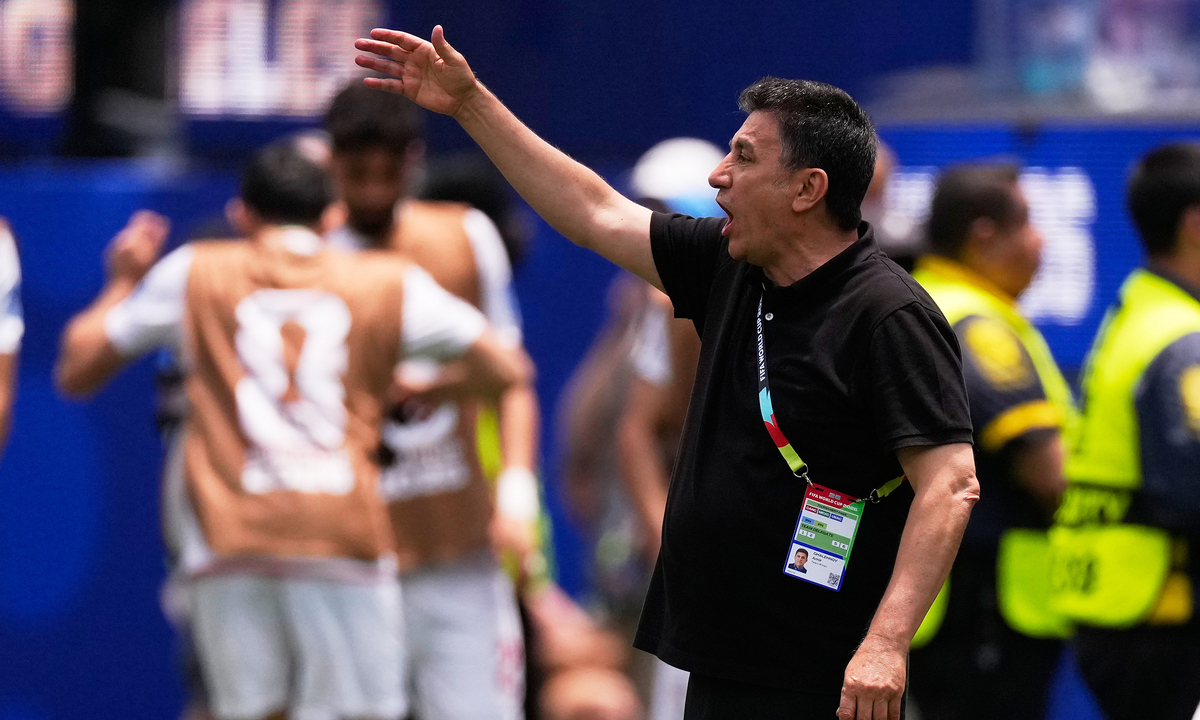 HLV Ghalenoei: ‘Iran bất bại là kỳ tích World Cup’ - hình ảnh - f8betv.vip HLV Ghalenoei: ‘Iran bất bại là kỳ tích World Cup’ - hình ảnh - f8betv.vip
