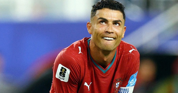 F8BET bắn cá – Khi Ronaldo im tiếng và người hâm mộ tìm niềm vui mới - hình ảnh - f8betv.vip