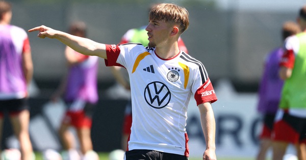 ‘Viên ngọc mới’ của đội tuyển Đức nhập viện khẩn, HLV Nagelsmann gọi người thay thế gấp - hình ảnh - f8betv.vip
