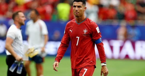 F8BET baccarat và dư chấn từ màn trình diễn tệ hại của Ronaldo tại World Cup 2026 - hình ảnh - f8betv.vip