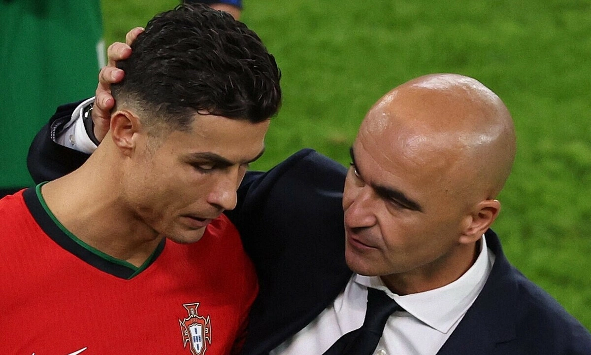 Shearer: ‘HLV Bồ Đào Nha không dám thay Ronaldo’ - hình ảnh - f8betv.vip