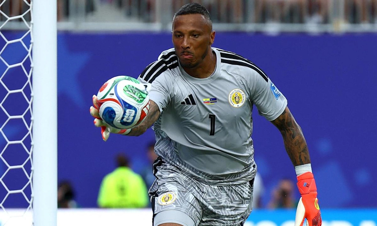 Thủ môn Curacao muốn được tạc tượng sau khi tỏa sáng ở World Cup: góc nhìn mới cho người chơi Việt - hình ảnh - f8betv.vip Thủ môn Curacao muốn được tạc tượng sau khi tỏa sáng ở World Cup: góc nhìn mới cho người chơi Việt - hình ảnh - f8betv.vip