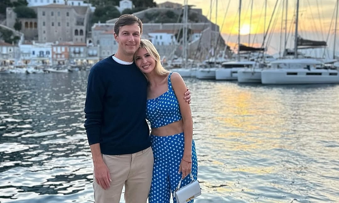 F8BET mới nhất 2026: Phong cách hè dịu mát của Ivanka Trump và xu hướng giải trí hiện đại - hình ảnh - f8betv.vip F8BET mới nhất 2026: Phong cách hè dịu mát của Ivanka Trump và xu hướng giải trí hiện đại - hình ảnh - f8betv.vip
