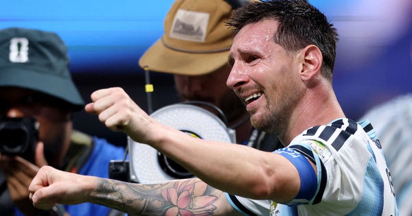 Messi nước mắt ràn rụa khi Argentina thắng nghẹt thở Ai Cập: Cảm xúc vỡ òa của nhà vua!: góc nhìn mới cho người chơi Việt - hình ảnh - f8betv.vip