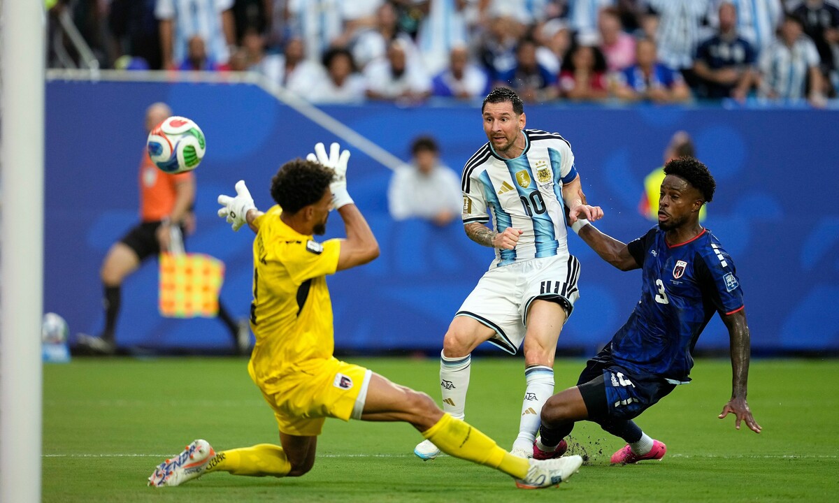 F8BET cược thể thao: Messi lập công, Argentina vượt Cape Verde vào tứ kết - hình ảnh - f8betv.vip