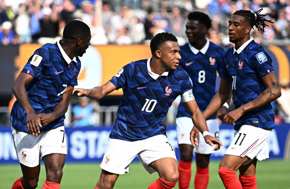 F8BET cược bóng đá: Mbappe, Kane tỏa sáng trong đội hình hay nhất vòng 1/16 World Cup 2026 - hình ảnh - f8betv.vip F8BET cược bóng đá: Mbappe, Kane tỏa sáng trong đội hình hay nhất vòng 1/16 World Cup 2026 - hình ảnh - f8betv.vip
