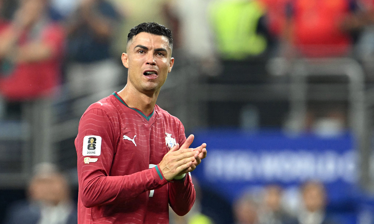 F8BET chính thức: Ronaldo bật khóc chia tay World Cup 2026 trong tiếc nuối - hình ảnh - f8betv.vip